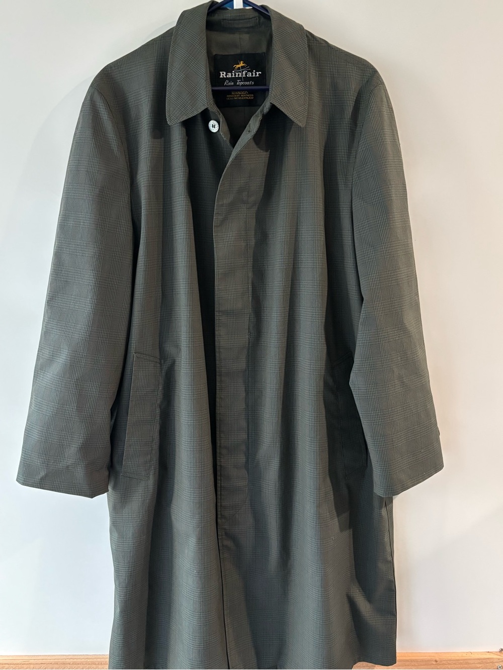 Vintage Rainfair Men’s Plaid Raincoat Size M Gray Brown 50/50 Fortrel Cotton